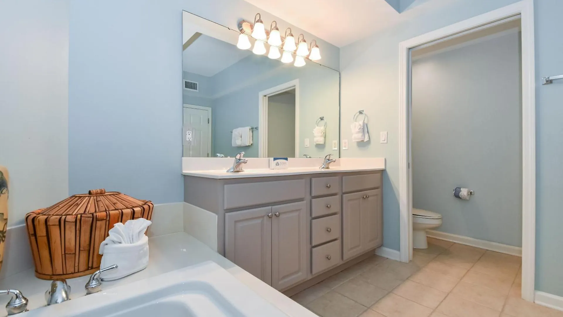 Silver Beach Towers W702 Destin