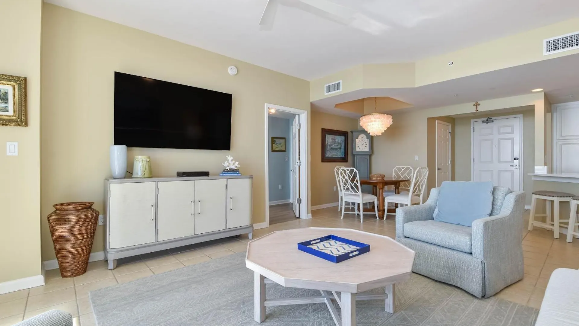 Silver Beach Towers W702 Destin Apartment